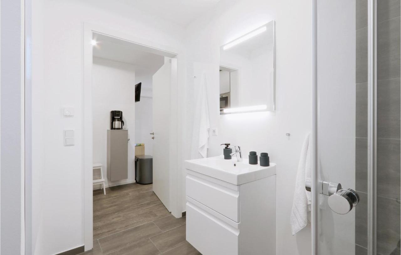 Awesome Apartment In Lembruch-Duemmer See Exteriér fotografie